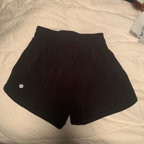 lululemon athletica Pants - Lululemon shorts size 4